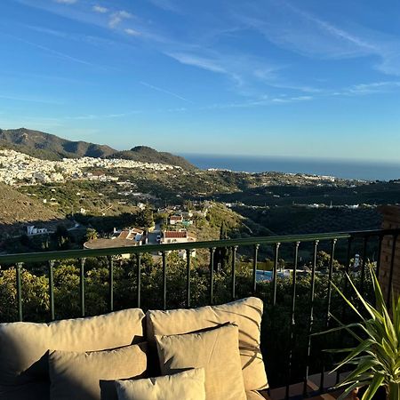Villa En Frigiliana Con Piscina, Jacuzzi Y Espectaculares Vistas المظهر الخارجي الصورة