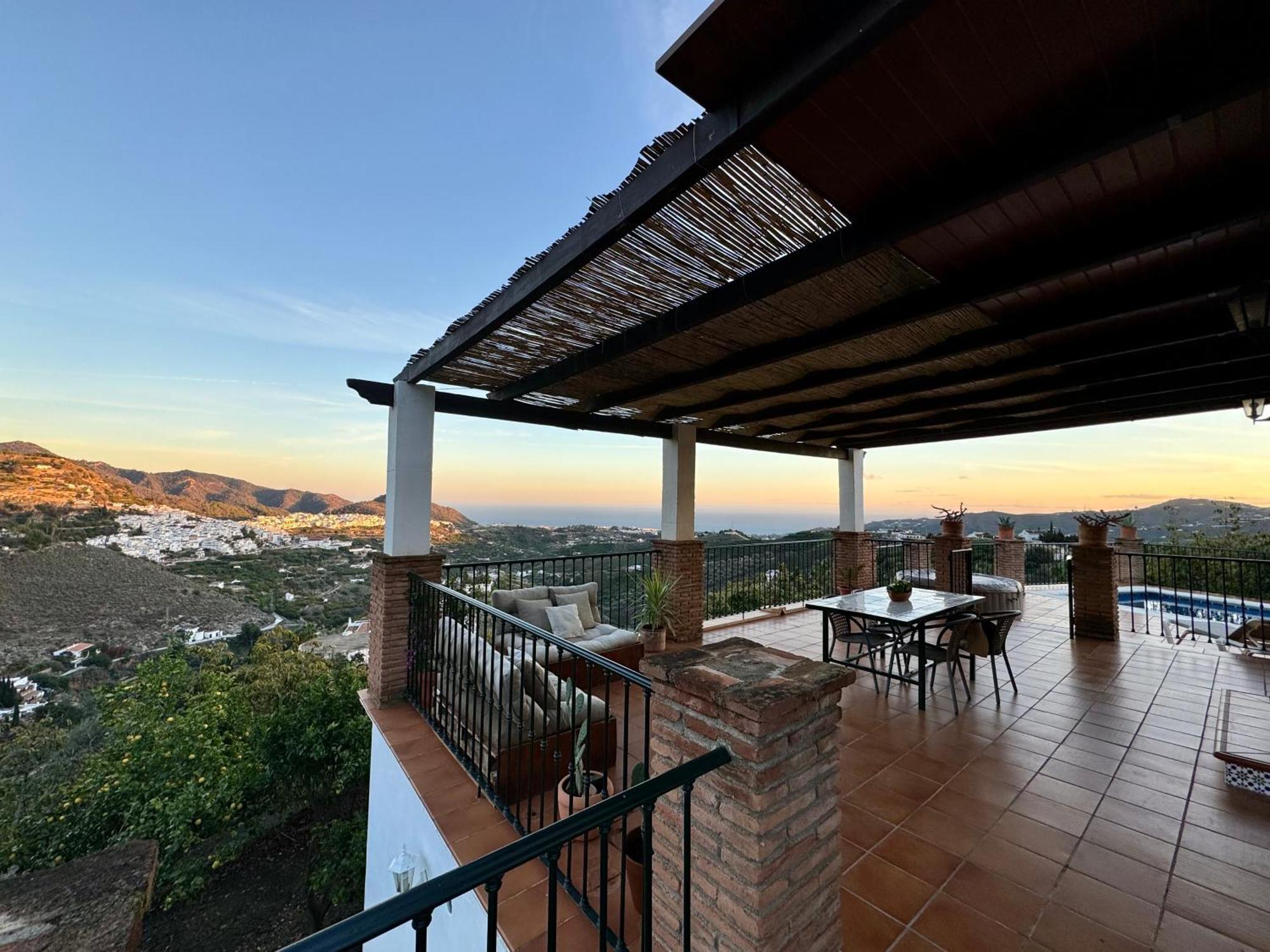 Villa En Frigiliana Con Piscina, Jacuzzi Y Espectaculares Vistas المظهر الخارجي الصورة