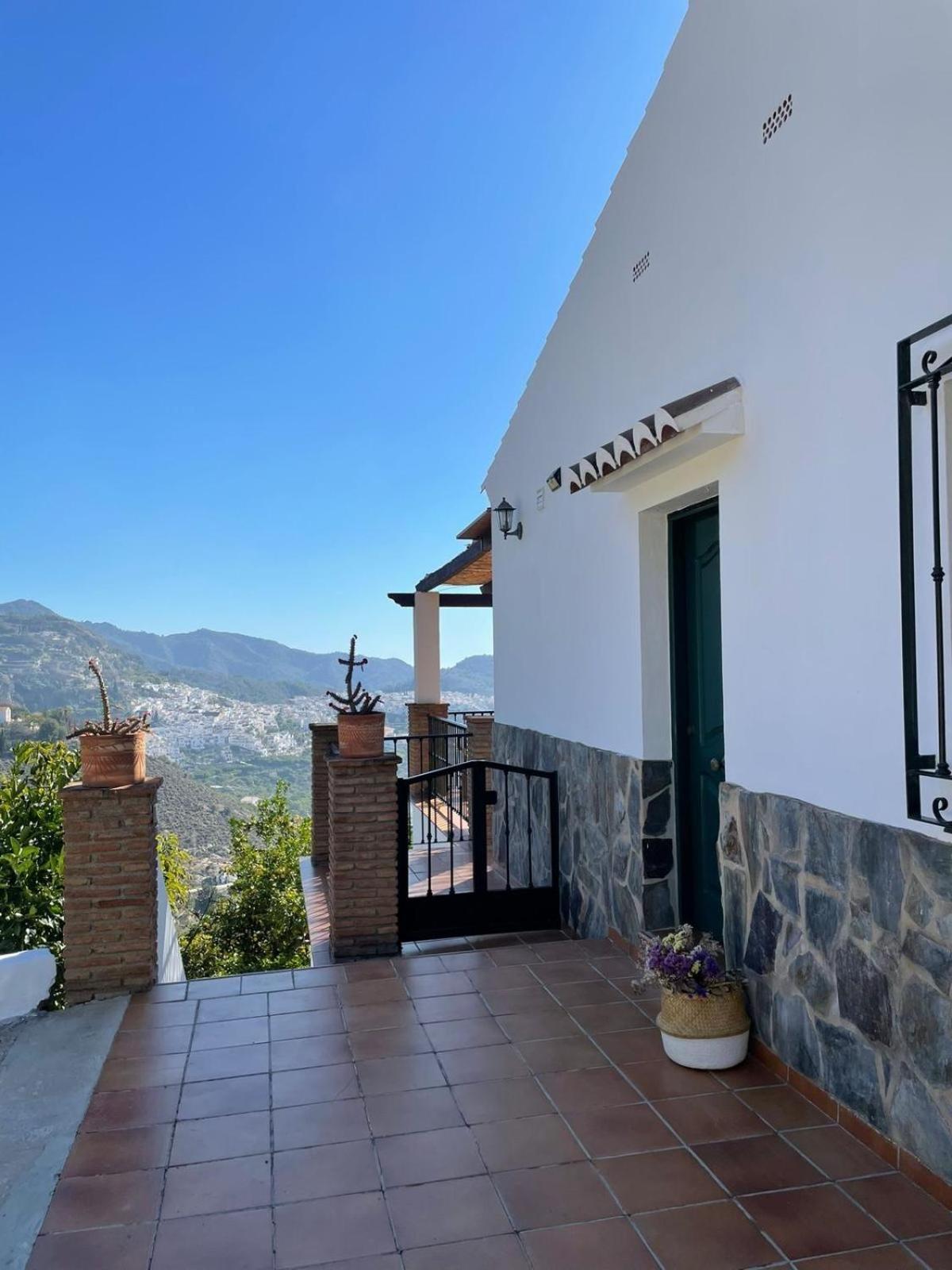 Villa En Frigiliana Con Piscina, Jacuzzi Y Espectaculares Vistas المظهر الخارجي الصورة
